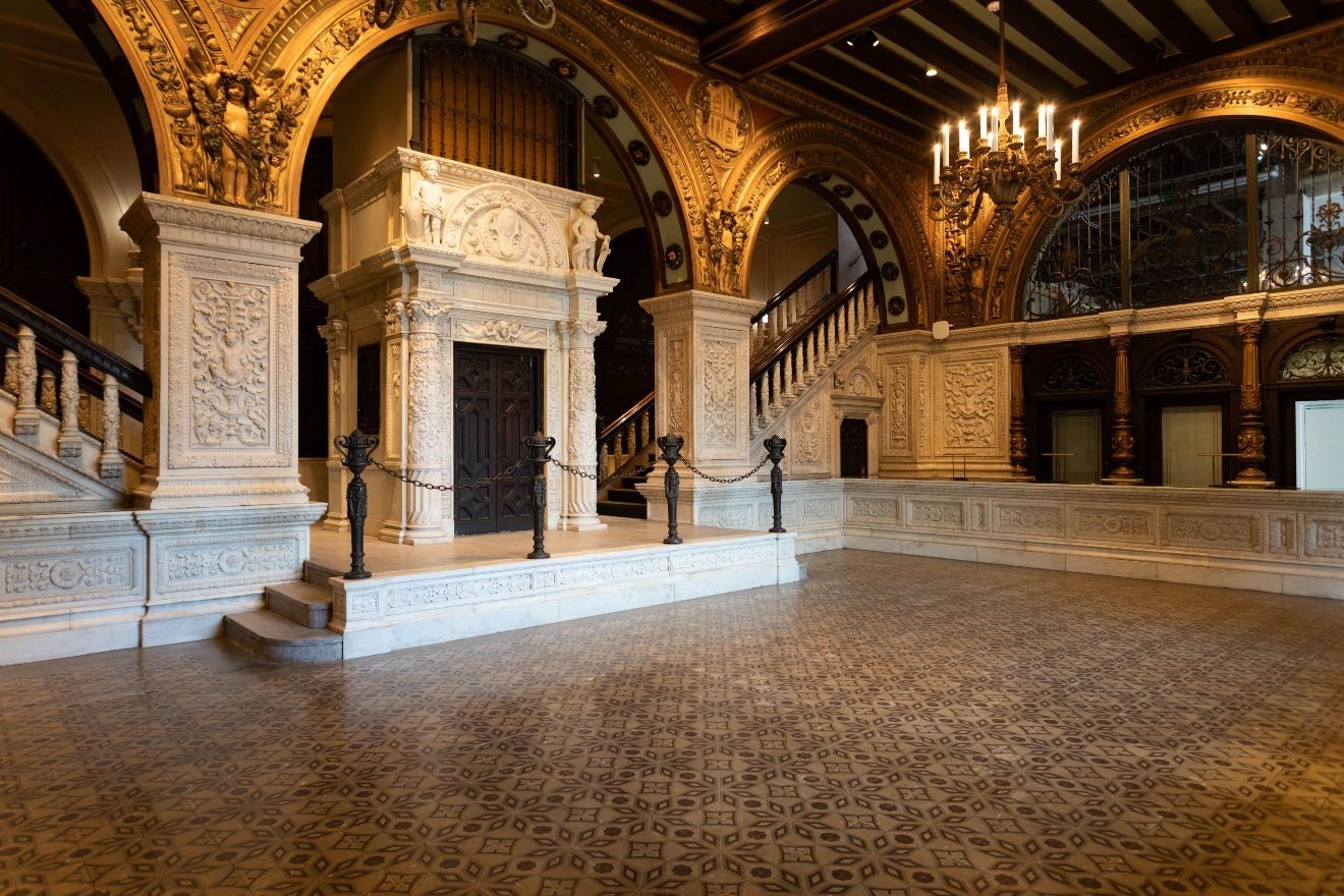 First floor lobby